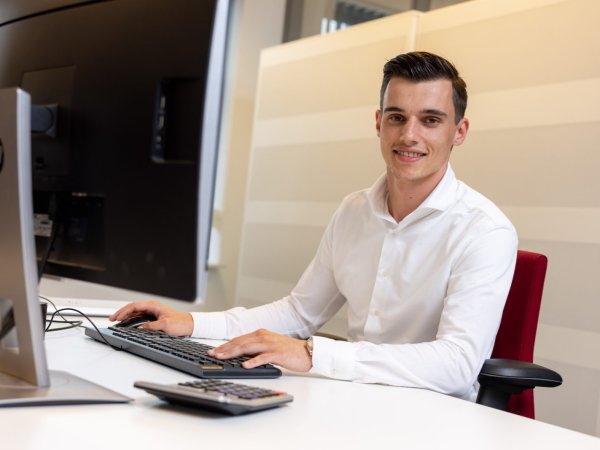 Van werkstudent naar een eigen praktijk: Nando Kersten deed het