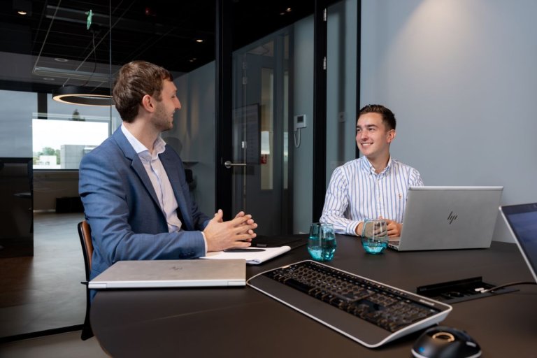 Young professionals in de accountancy goes