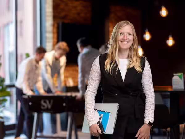 Senior relatiebeheerder mkb Cassandra Born: ‘Accountancy is vooral ook mensenwerk’