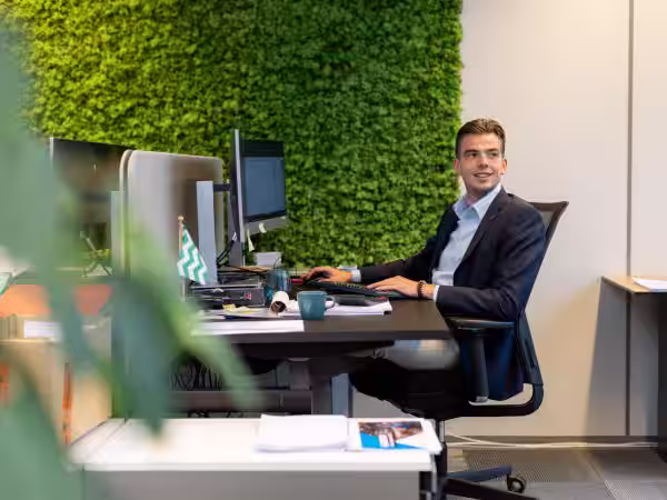 Robin switchte van de samenstelpraktijk naar corporate finance: “Geweldig dat ik deze kans heb gekregen”